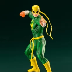 KOTOBUKIYA ArtFX+ The Defenders Iron Fist,