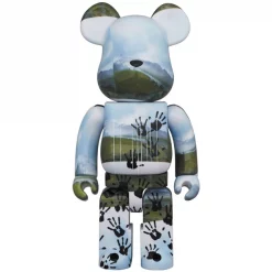 MEDICOM TOY BE@RBRICK Death Stranding 100% & 400%, -Figures & Dolls Sales d822359c5c2545fd9041ee6d59c98109.jpg